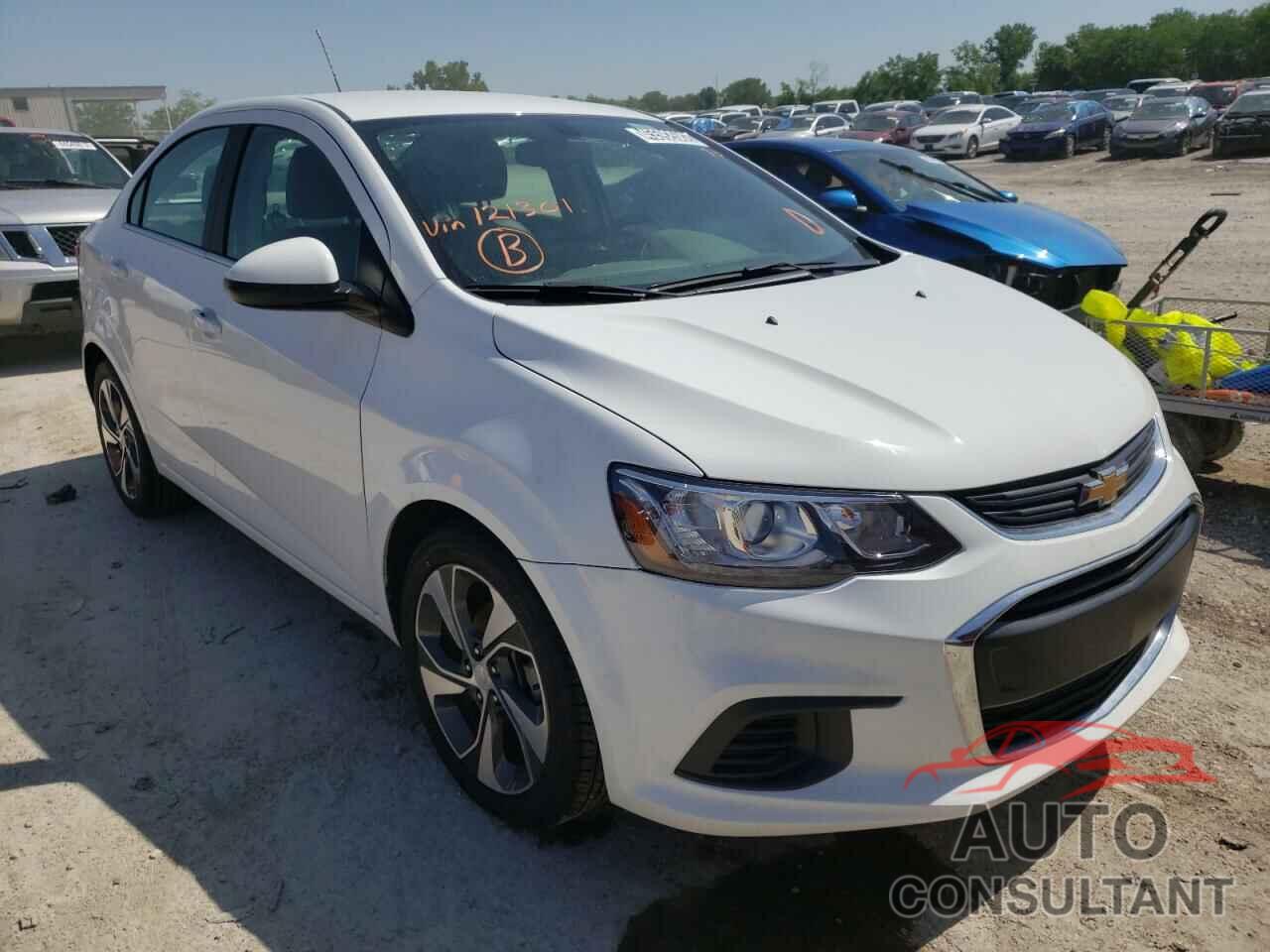 CHEVROLET SONIC 2019 - 1G1JF5SBXK4121301