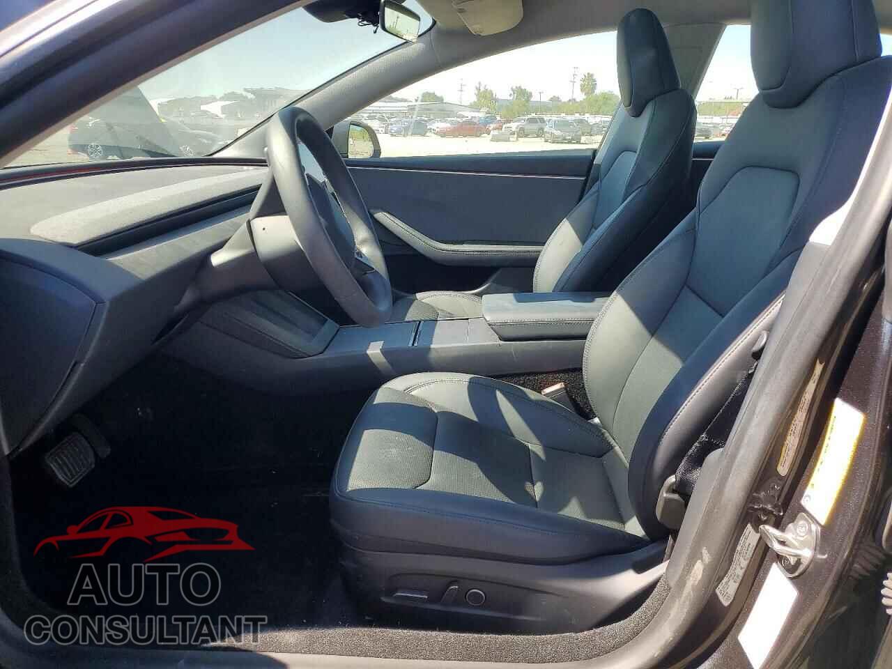 TESLA MODEL 3 2024 - 5YJ3E1EA2RF833688