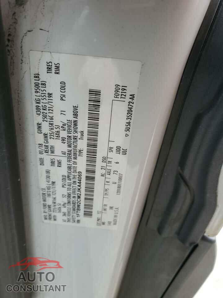 FORD TRANSIT 2018 - 1FTBW2CM2JKA44069