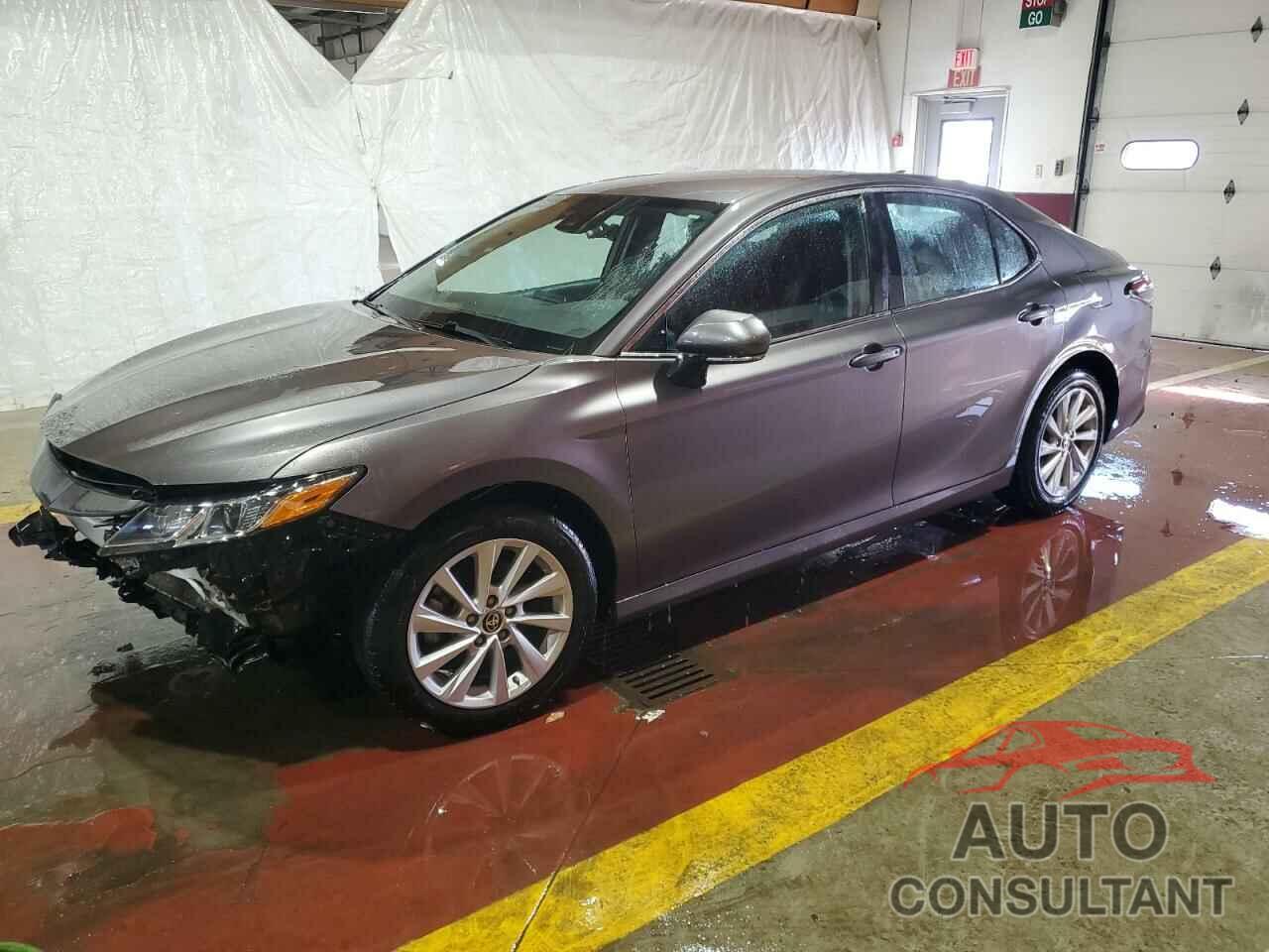 TOYOTA CAMRY 2022 - 4T1C11BK7NU059430