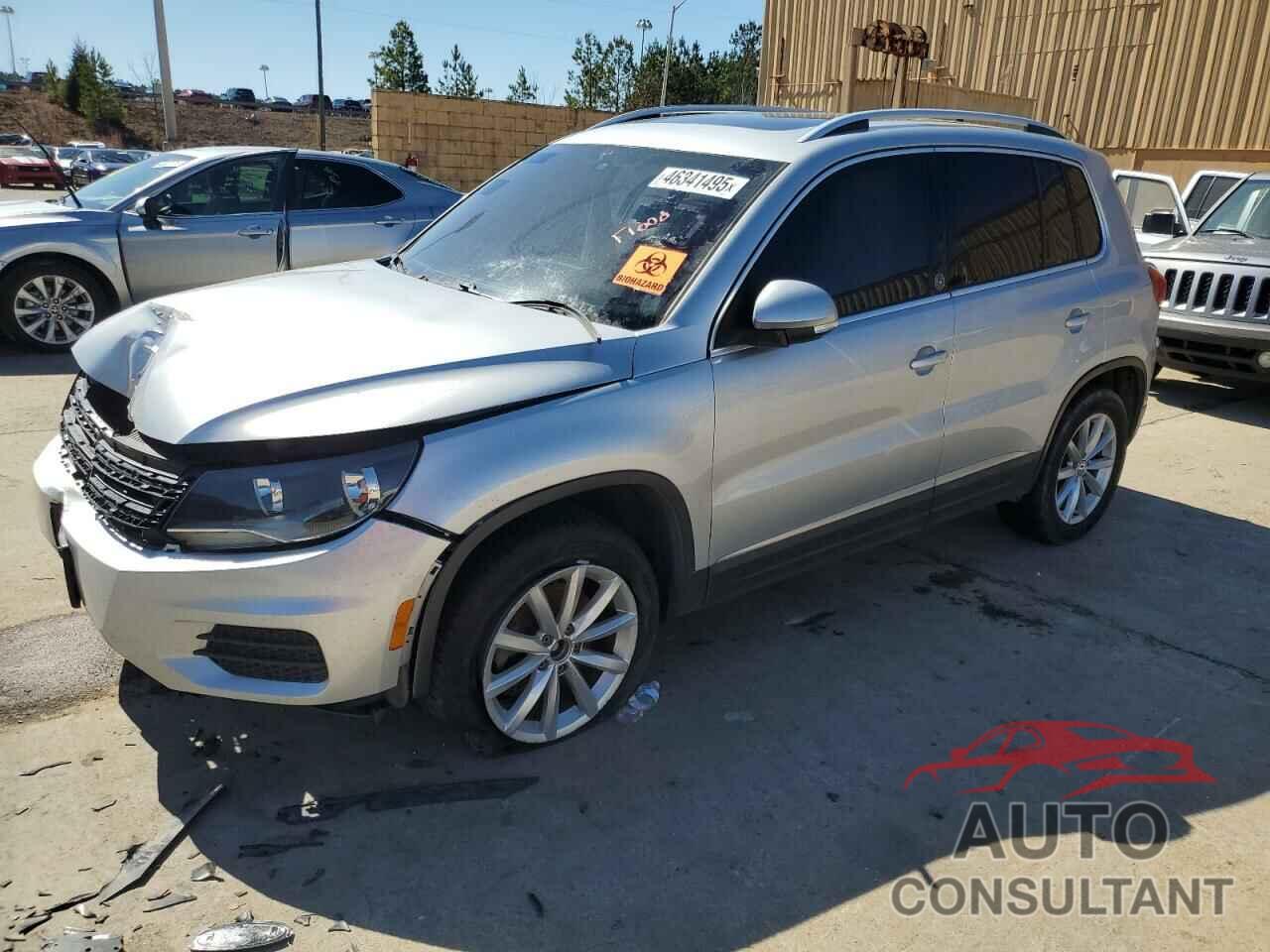 VOLKSWAGEN TIGUAN 2017 - WVGSV7AX7HK002726