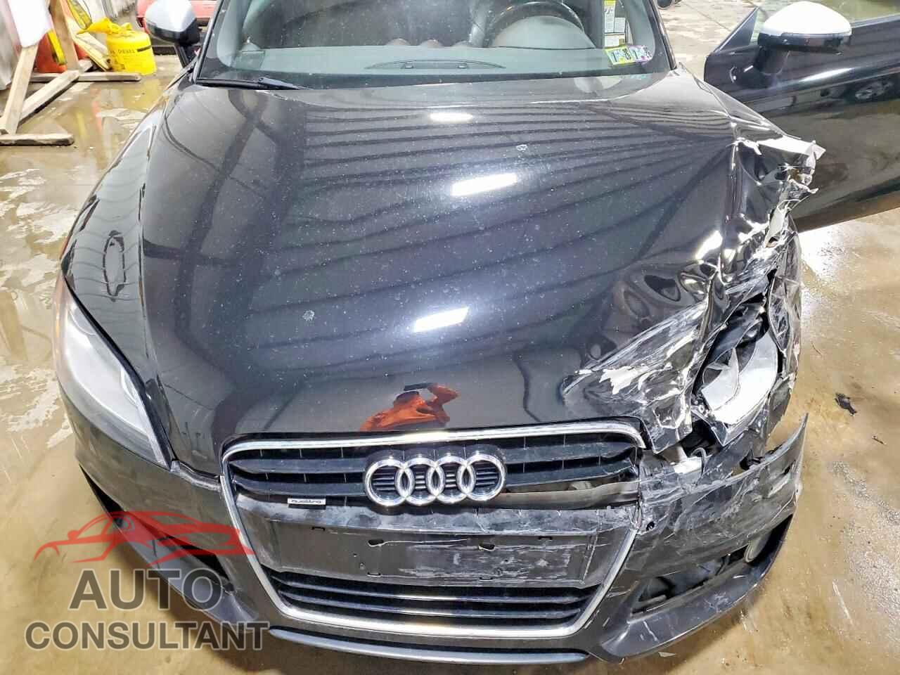 AUDI TT 2012 - TRUBFAFKXC1005331