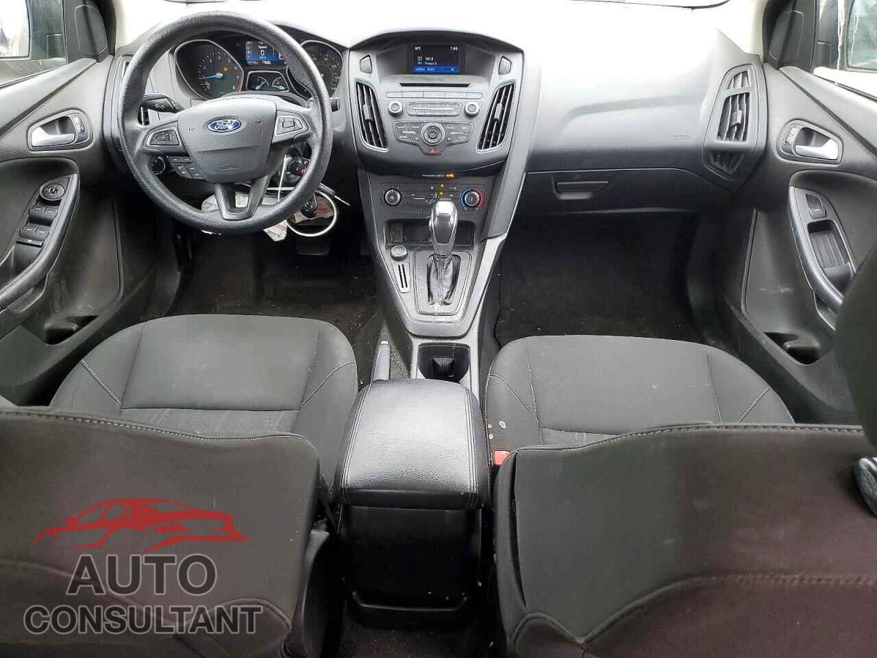 FORD FOCUS 2016 - 1FADP3F23GL306518