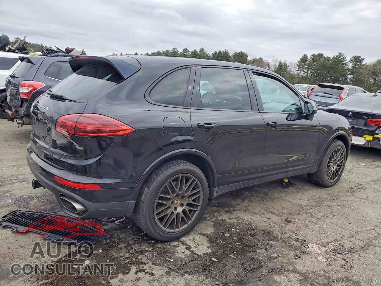 PORSCHE CAYENNE 2017 - WP1AA2A21HKA85006
