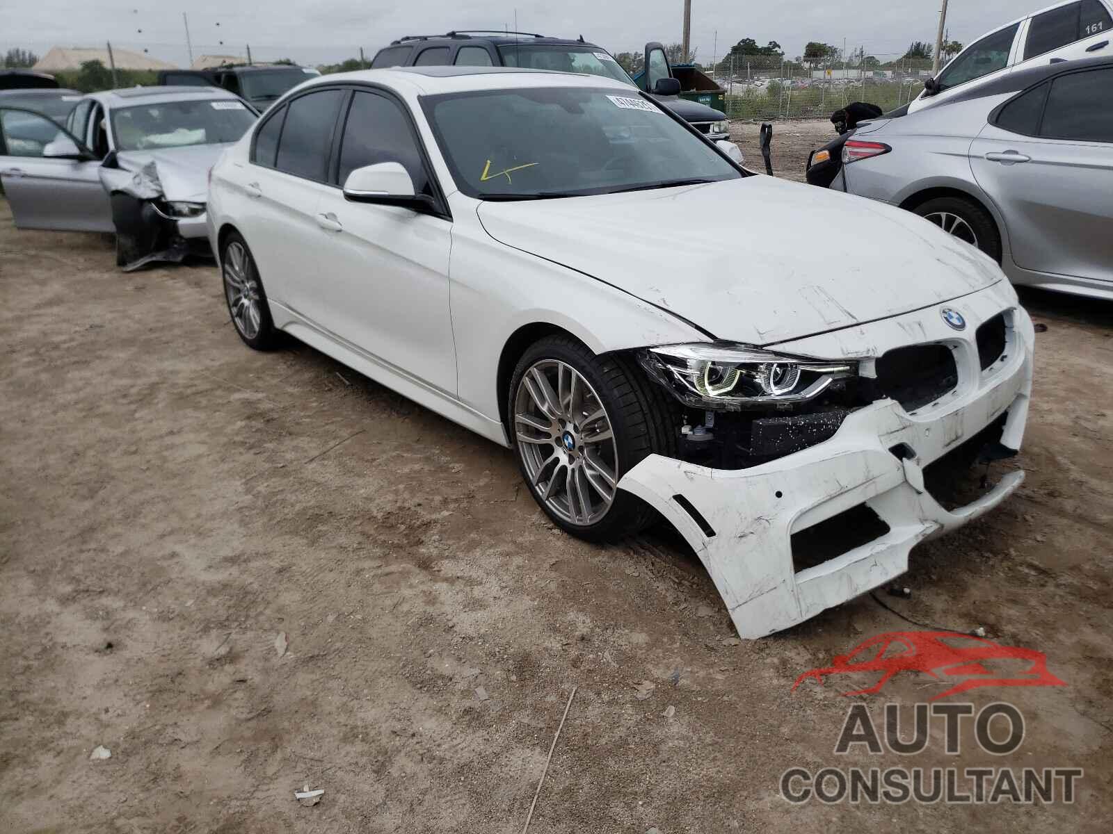 BMW 3 SERIES 2018 - WBA8B3G51JNU36809