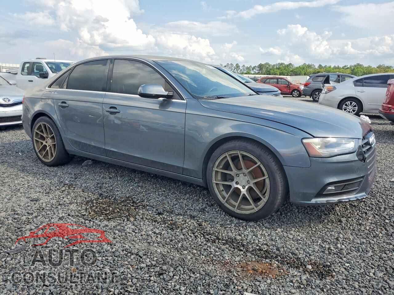 AUDI A4 2013 - WAUBFAFL0DN019930