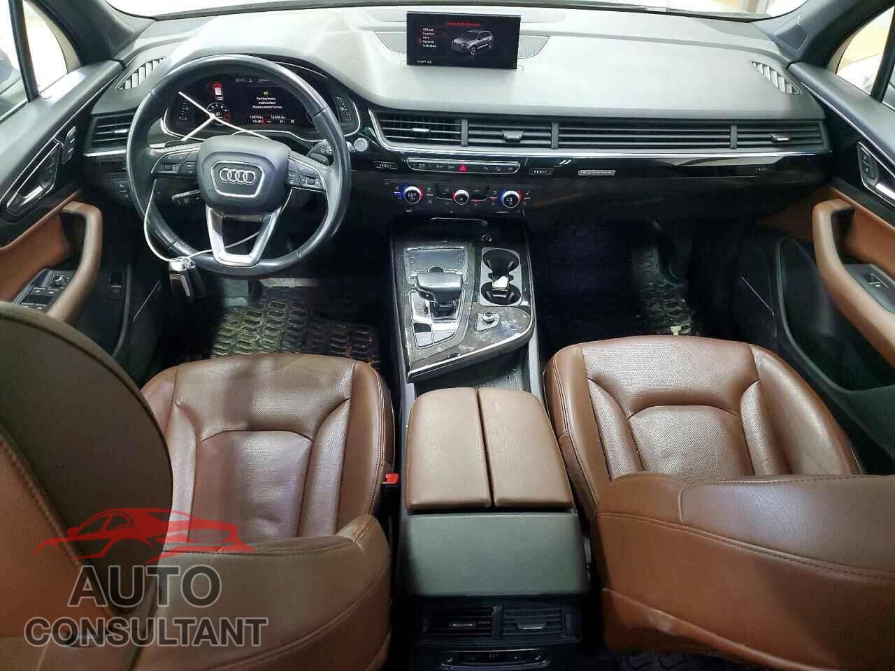 AUDI Q7 2018 - WA1LAAF70JD015686