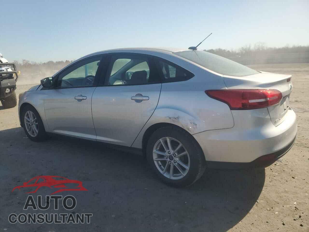 FORD FOCUS 2017 - 1FADP3F21HL309029