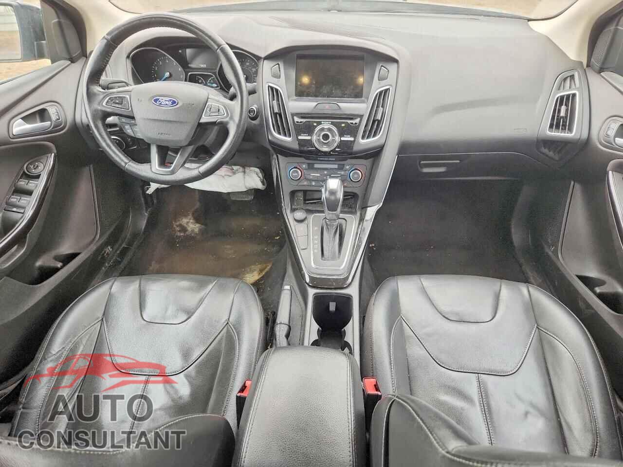FORD FOCUS 2018 - 1FADP3J2XJL252052