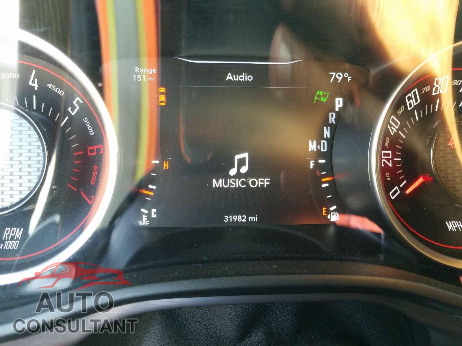 DODGE CHALLENGER 2018 - 2C3CDZFJ5JH202243