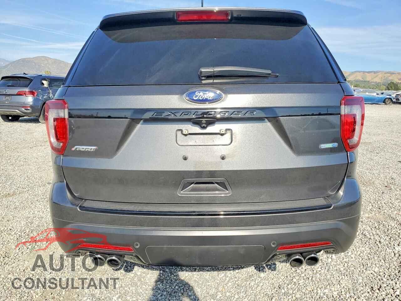 FORD EXPLORER 2018 - 1FM5K8GT3JGB18532
