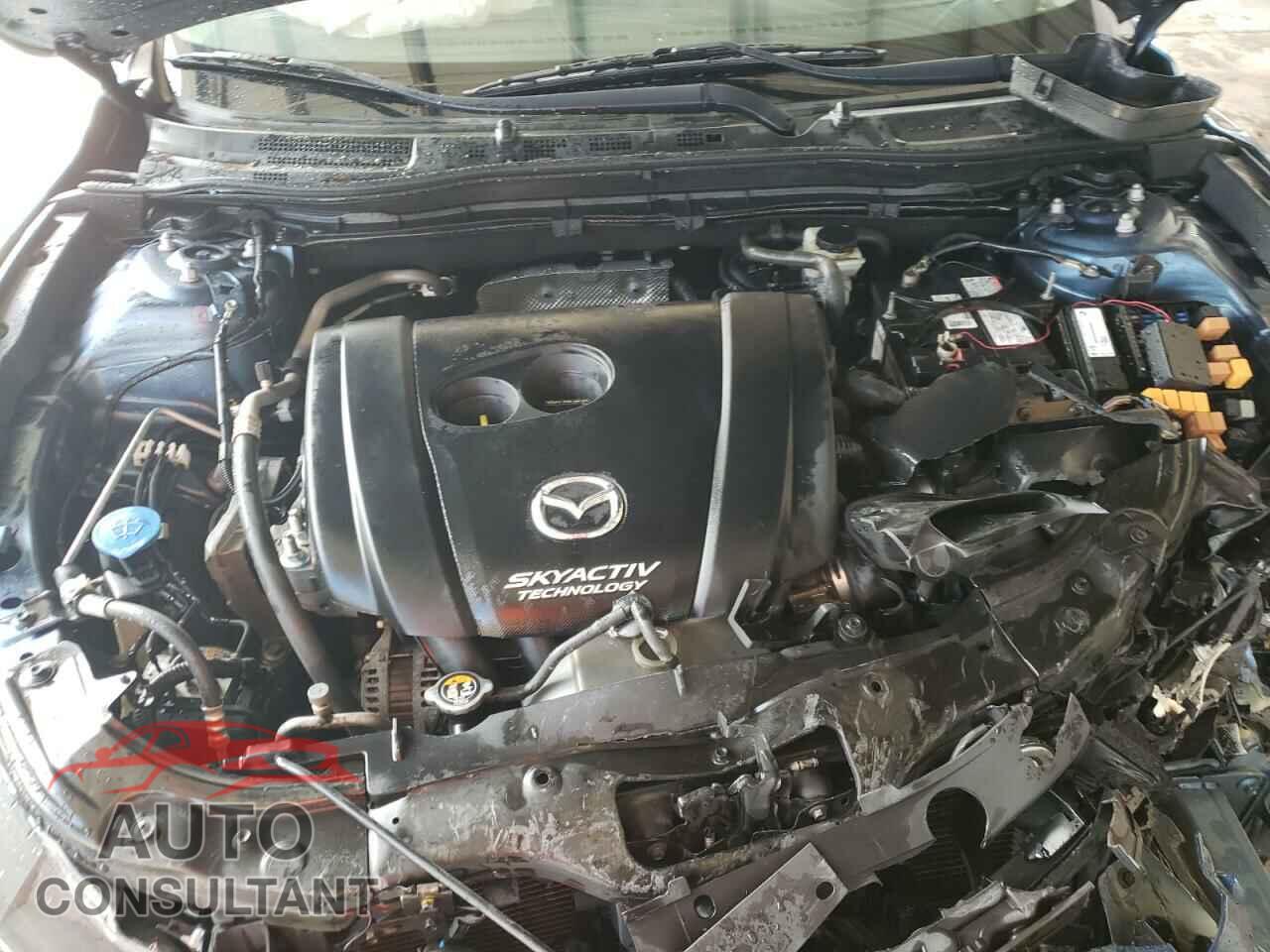 MAZDA 3 2017 - 3MZBN1K72HM100827