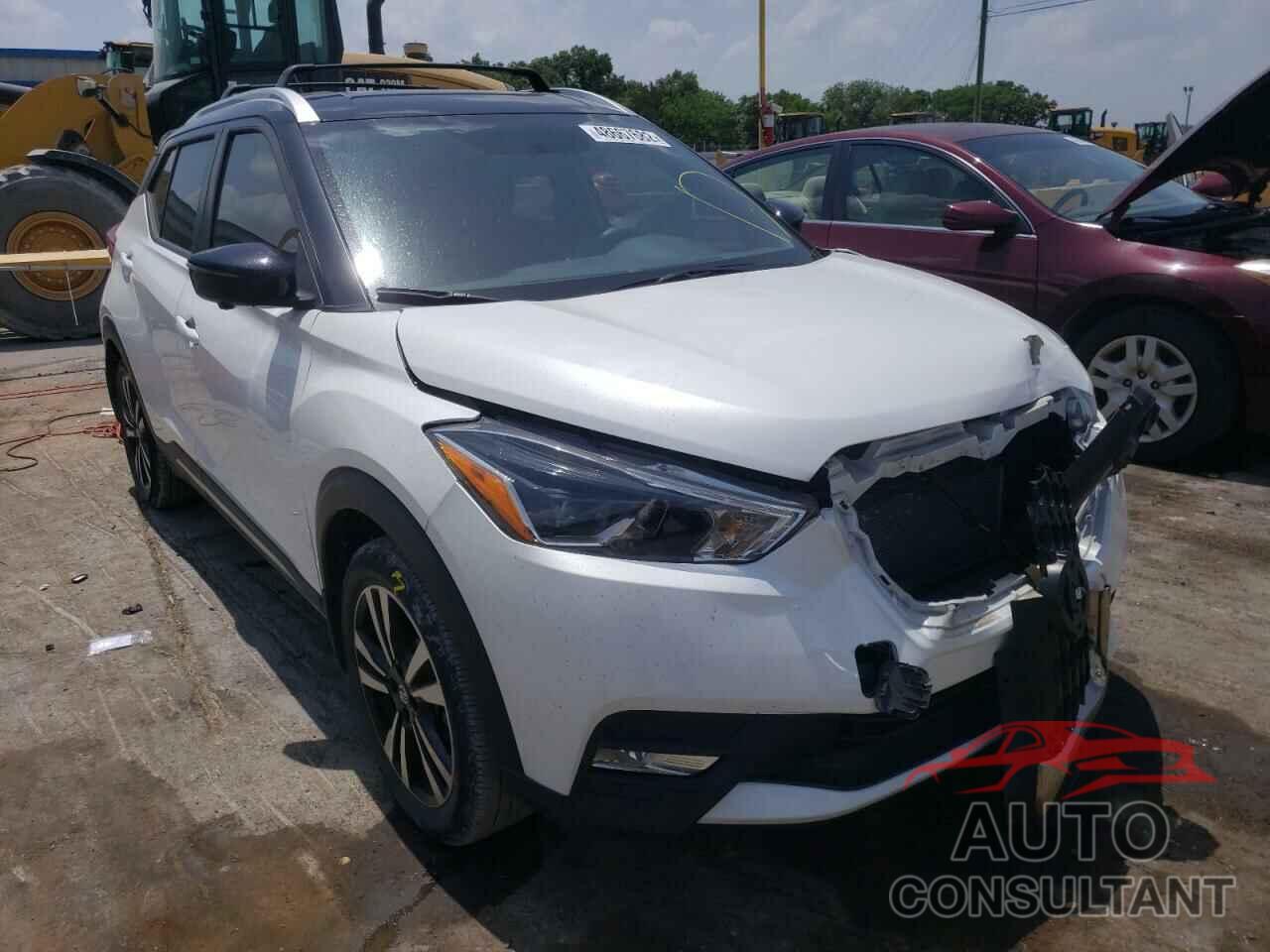 NISSAN KICKS 2019 - 3N1CP5CU4KL502930