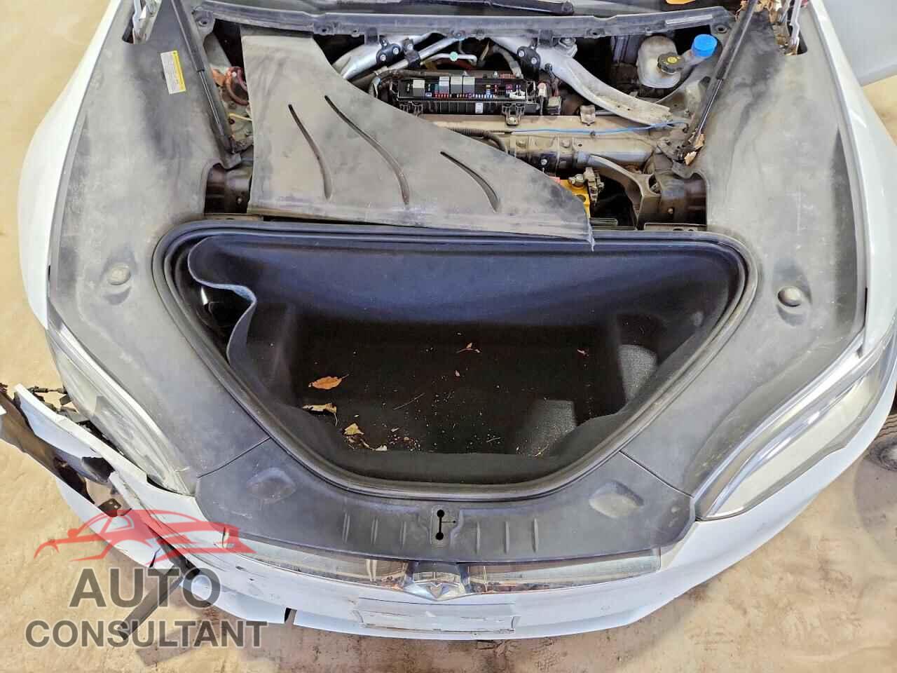TESLA MODEL S 2016 - 5YJSA1E46GF155204