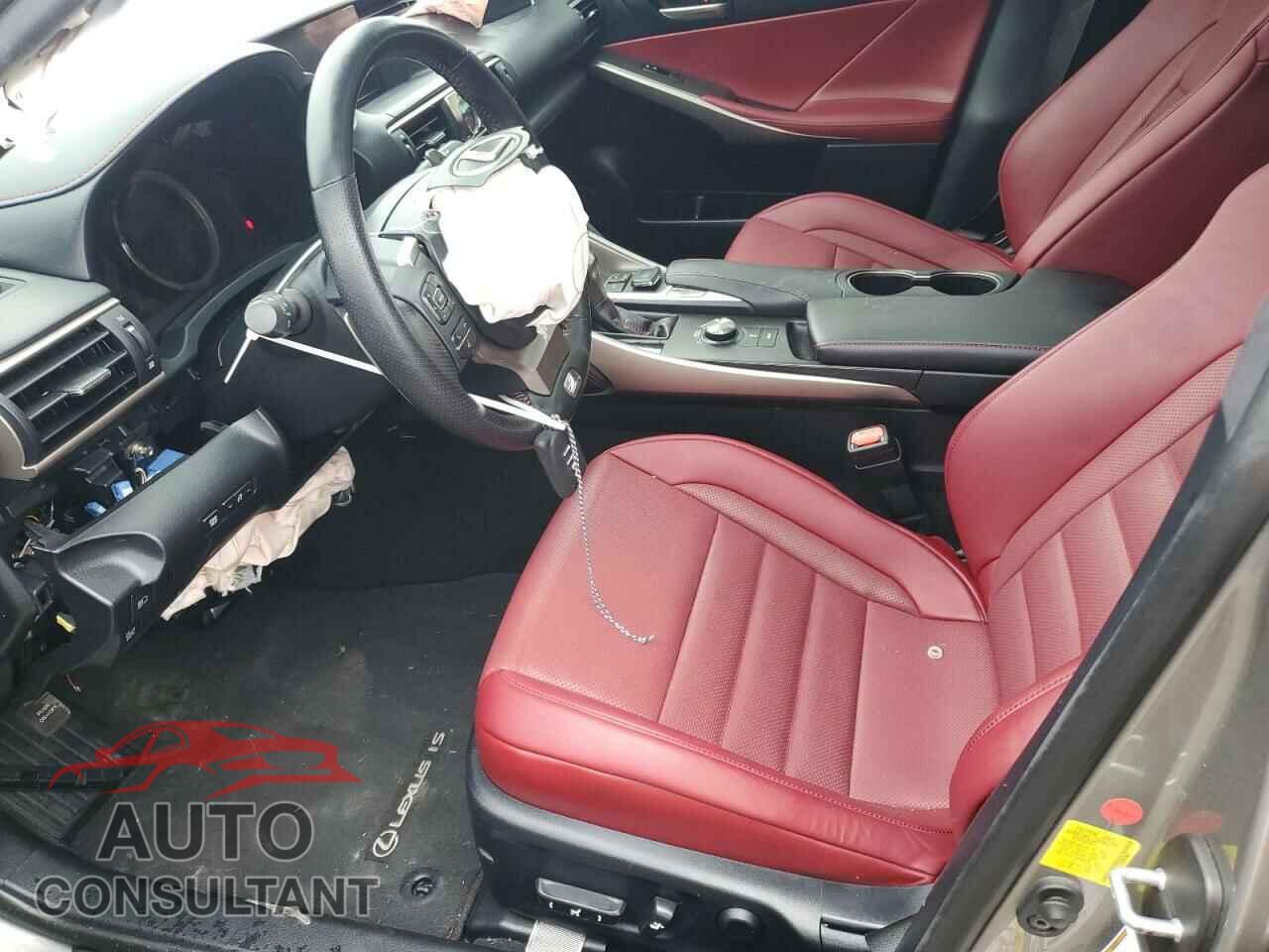 LEXUS IS 2017 - JTHBE1D29H5031045