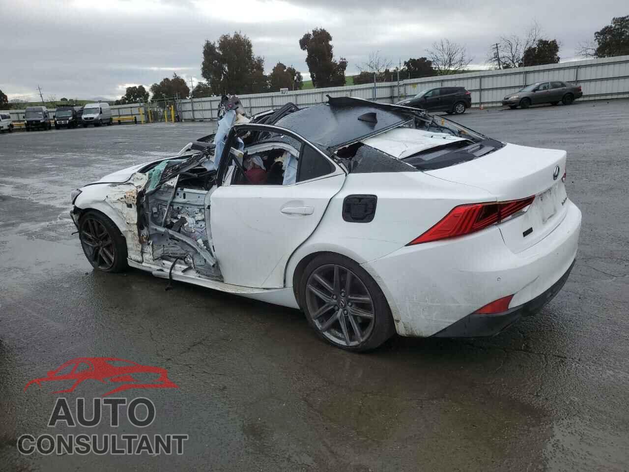 LEXUS IS 2018 - JTHBA1D21J5073405