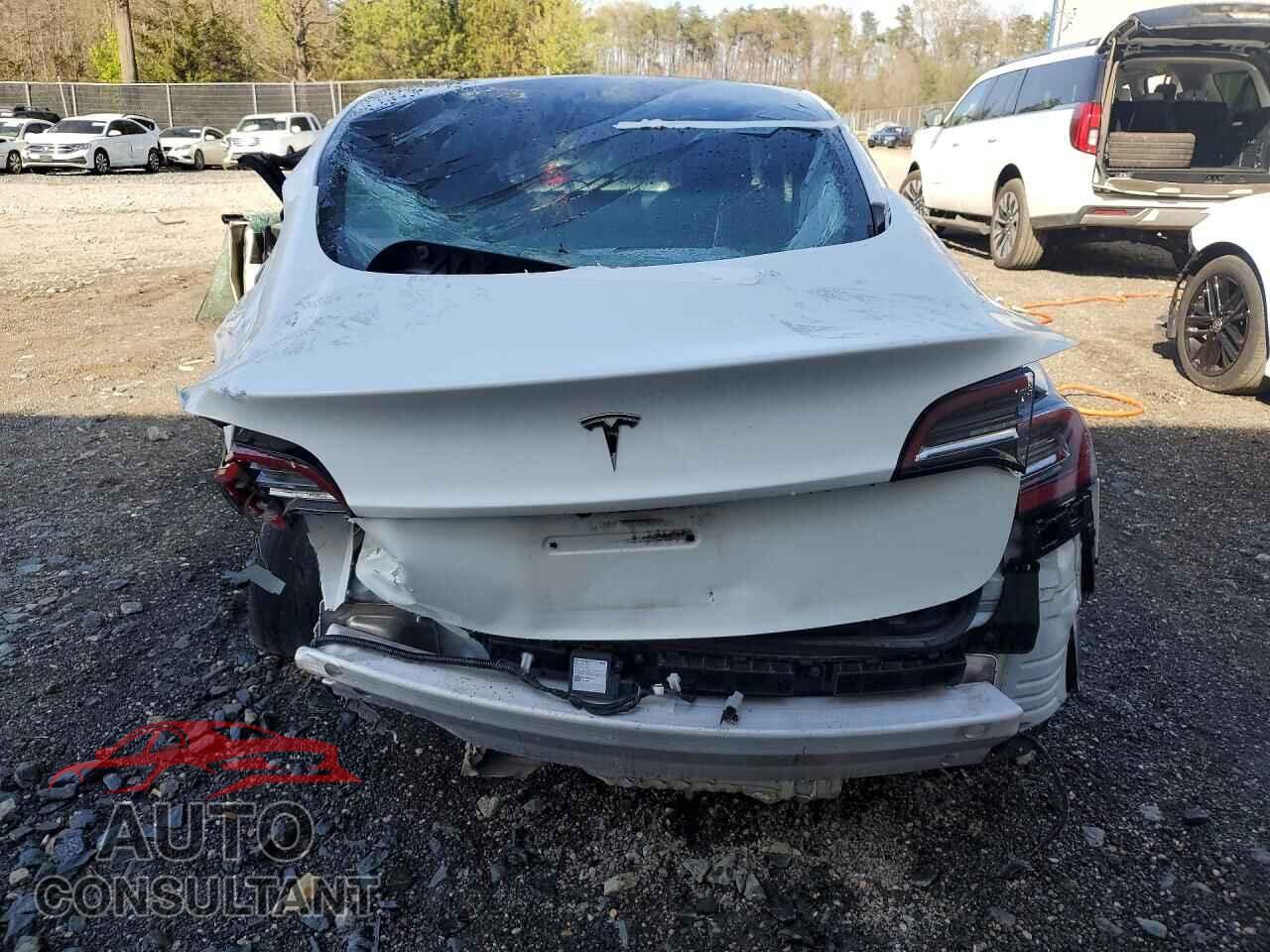 TESLA MODEL 3 2021 - 5YJ3E1EA2MF861032