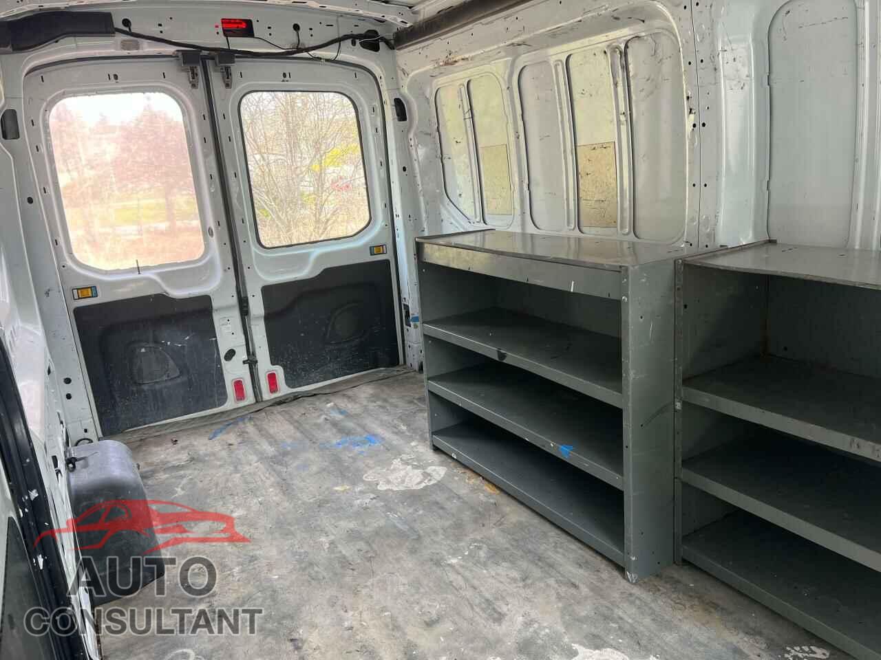 FORD TRANSIT 2015 - 1FTNR2CM2FKB11359