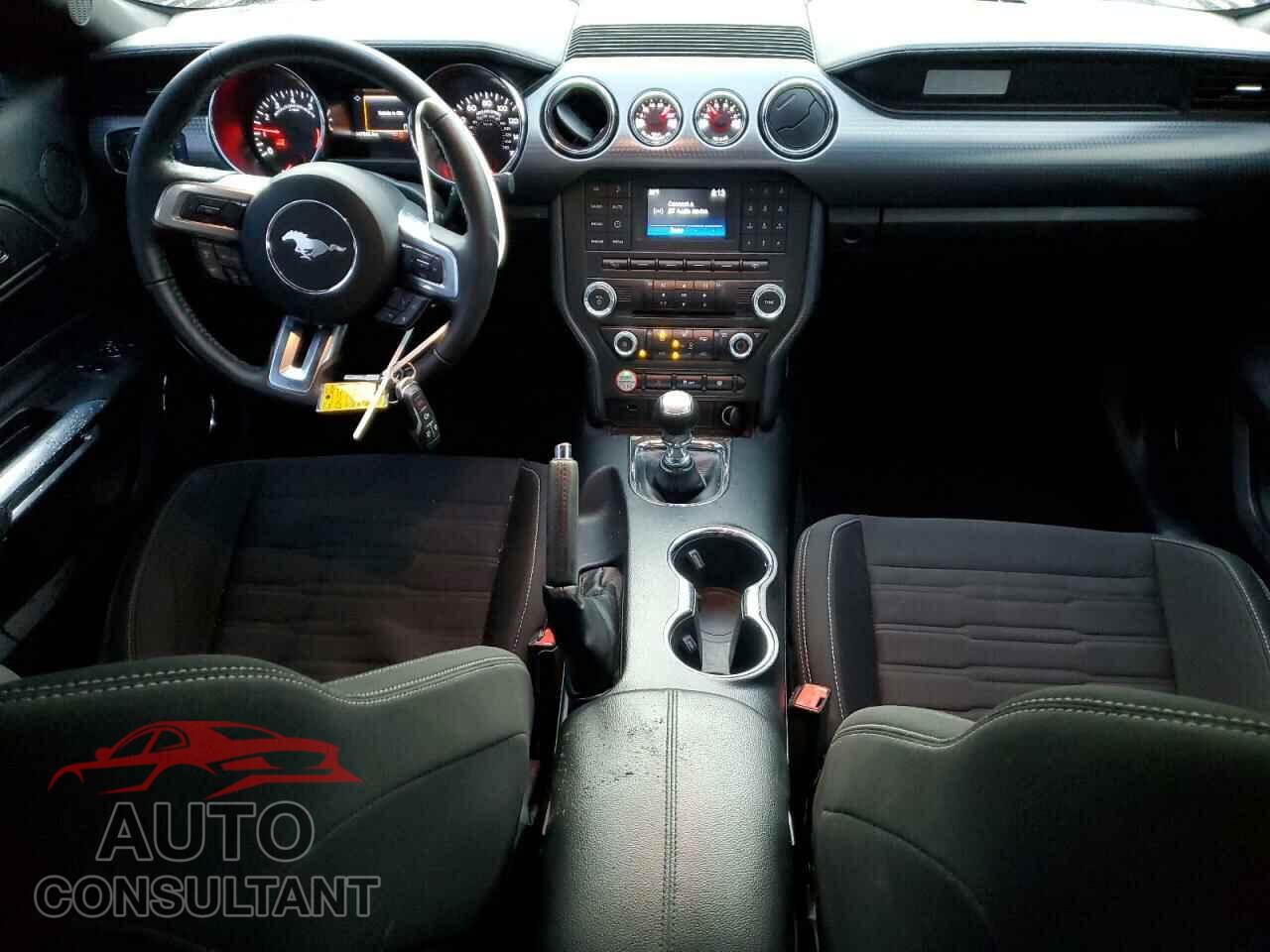 FORD MUSTANG 2017 - 1FA6P8CF8H5328064