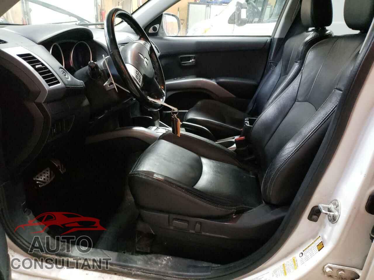 MITSUBISHI OUTLANDER 2012 - JA4JT5AX5CU003648