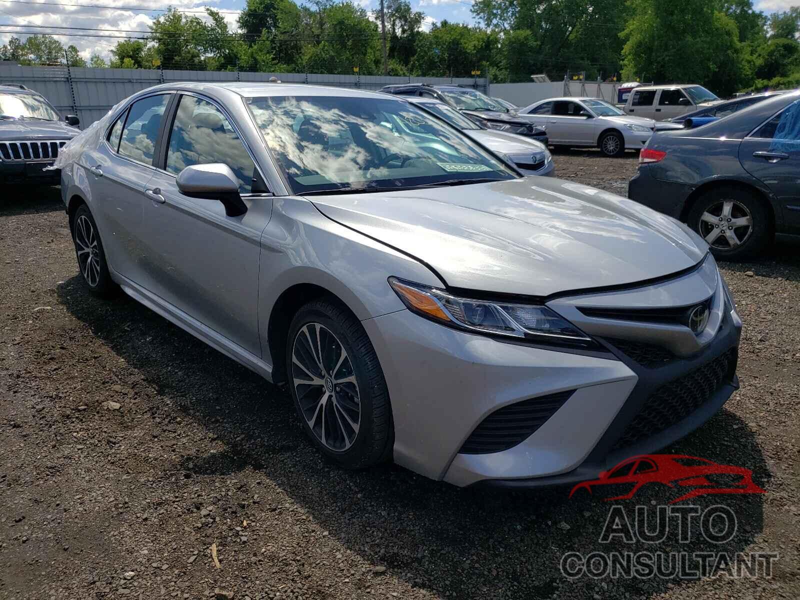 TOYOTA CAMRY 2020 - 4T1G11AK0LU347712