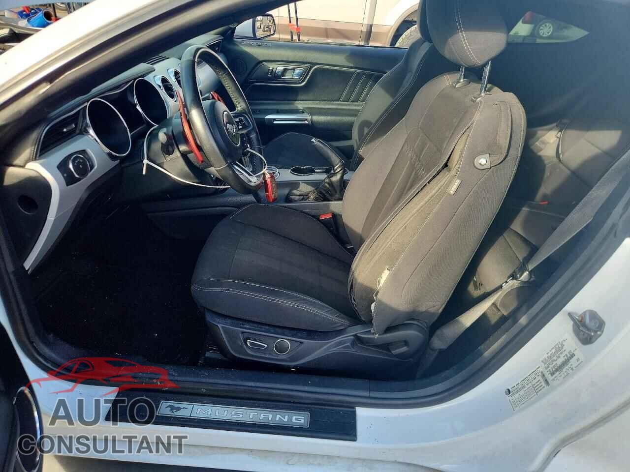 FORD MUSTANG 2015 - 1FA6P8TH1F5383776