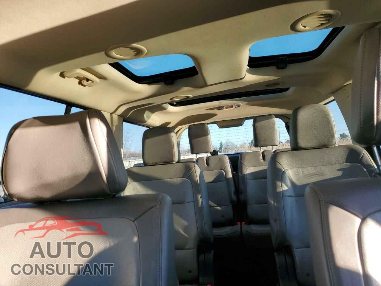 FORD FLEX 2019 - 2FMHK6C83KBA28437