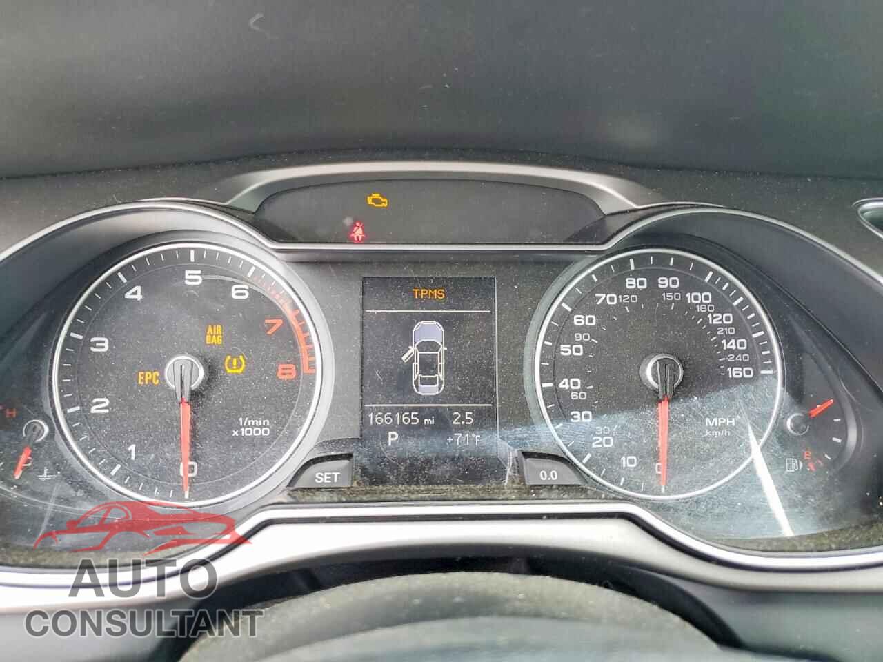AUDI A4 2013 - WAUBFAFL3DN049066