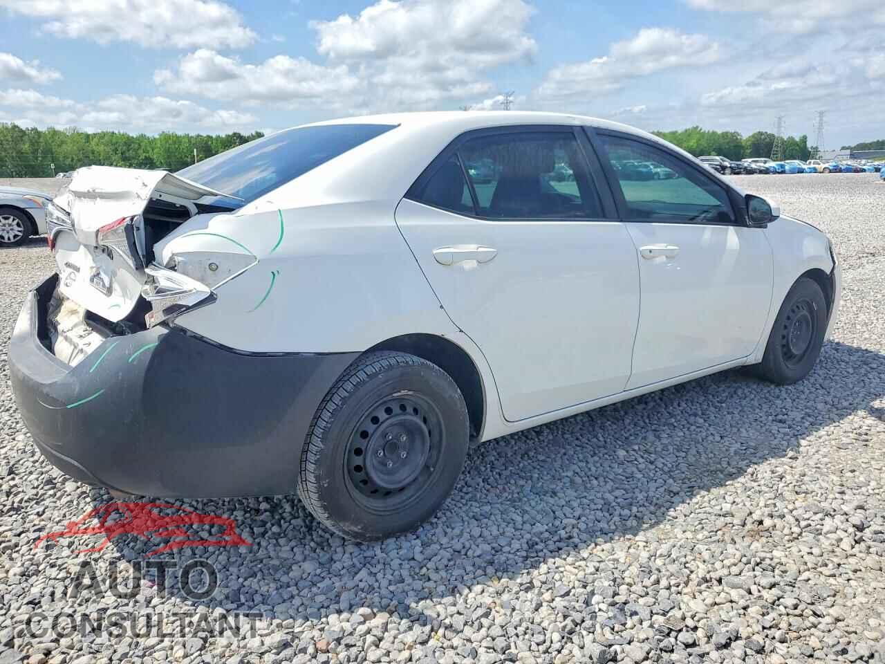 TOYOTA COROLLA 2015 - 5YFBURHE4FP324455