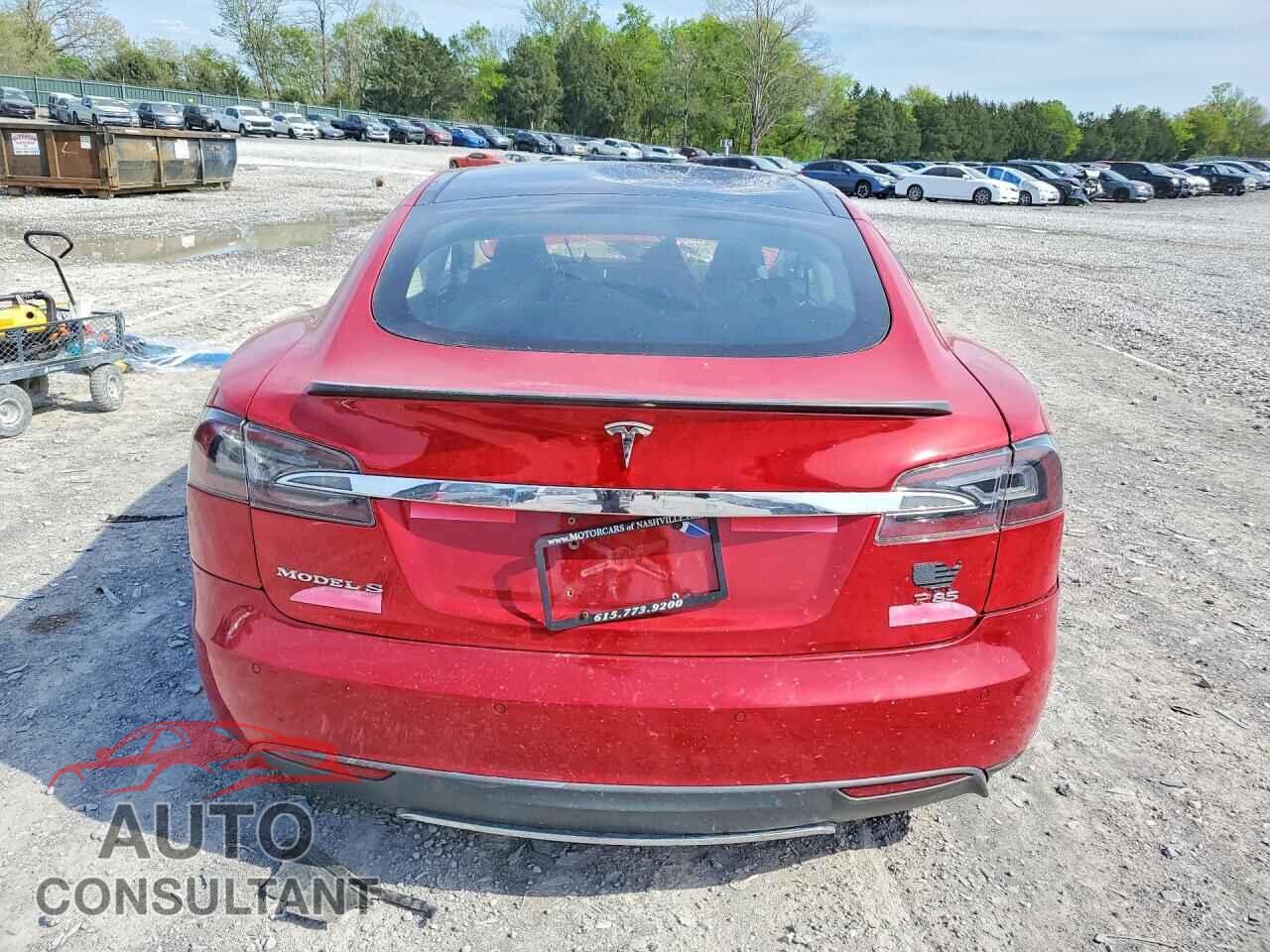 TESLA MODEL S 2013 - 5YJSA1DP2DFP09216