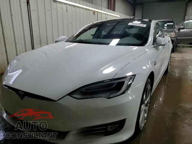 TESLA MODEL S 2020 - 5YJSA1E2XLF403317