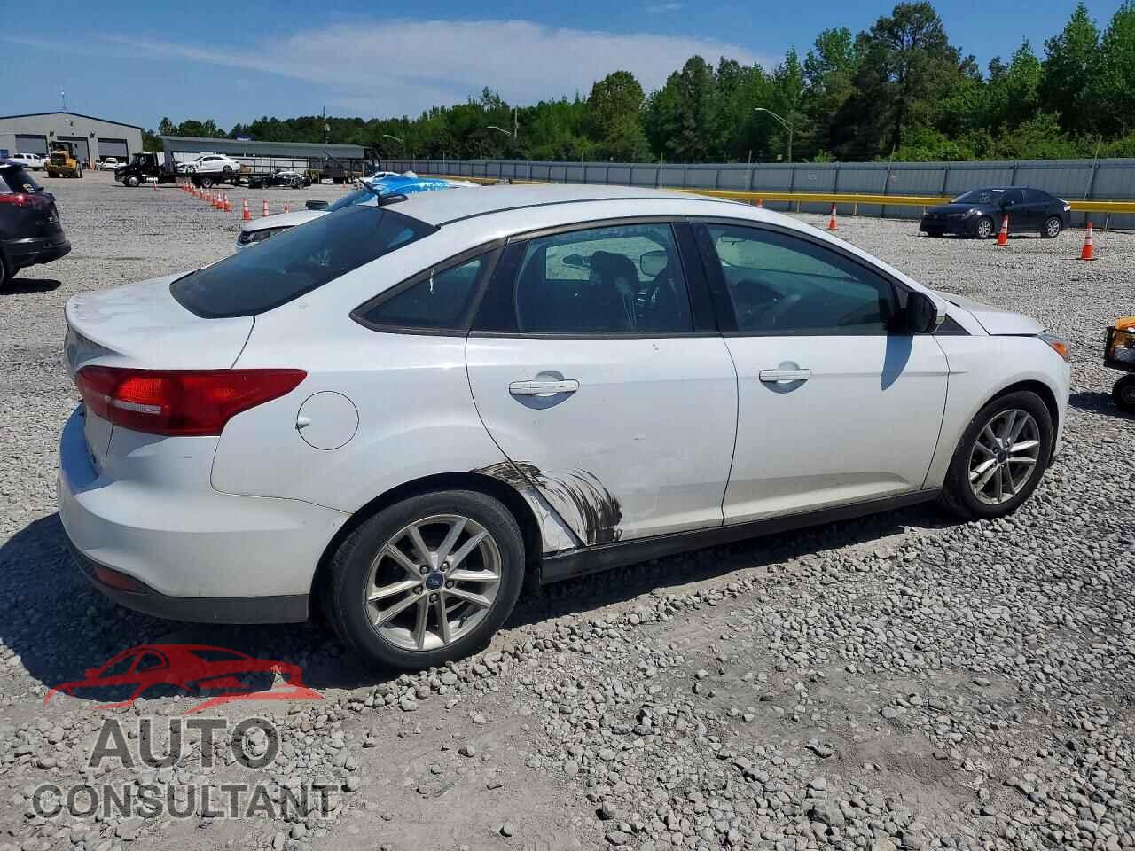 FORD FOCUS 2017 - 1FADP3F22HL337597