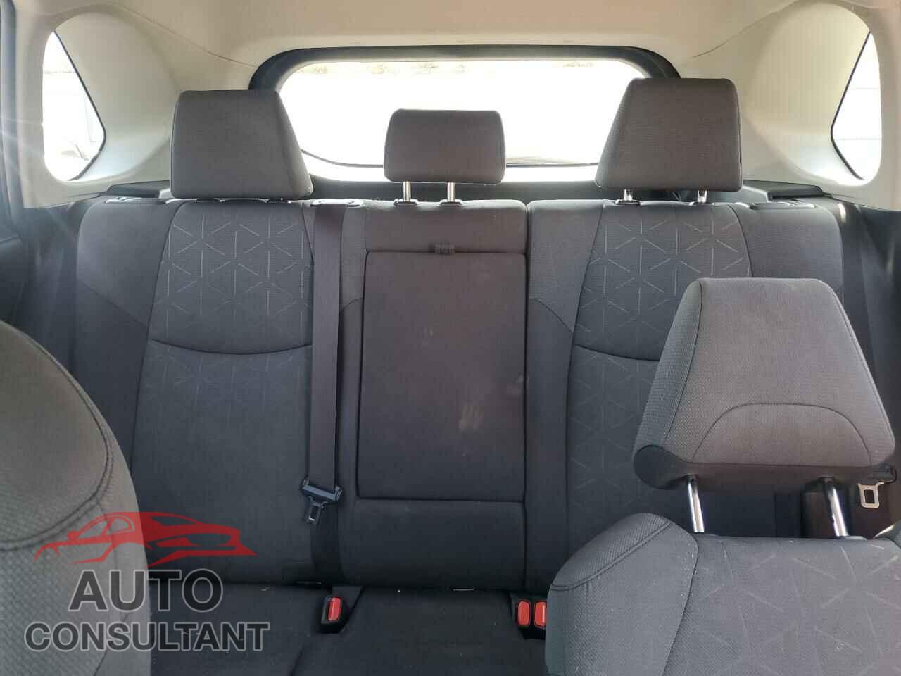 TOYOTA RAV4 2019 - JTMP1RFVXKD005687