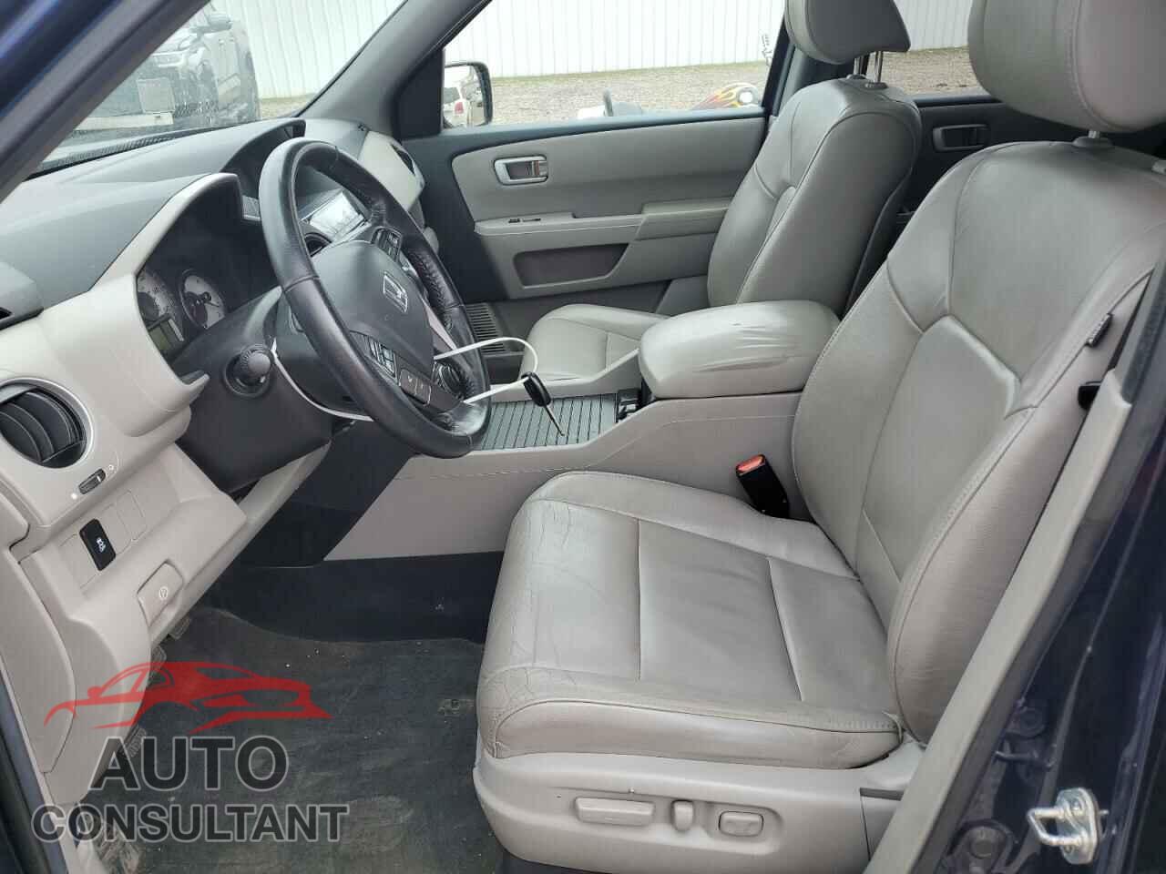 HONDA PILOT 2013 - 5FNYF4H77DB055191