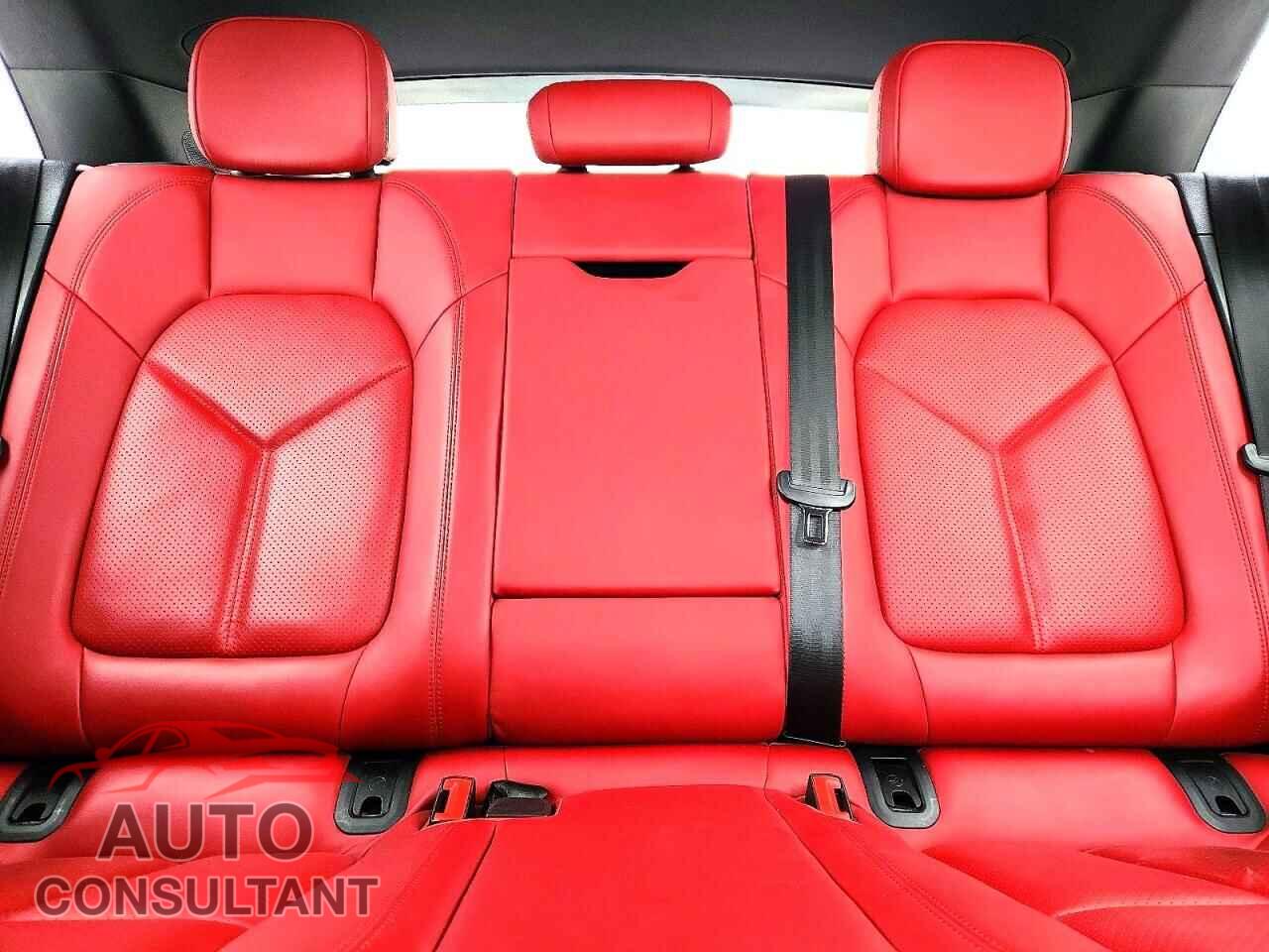 PORSCHE MACAN 2018 - WP1AA2A53JLB20493