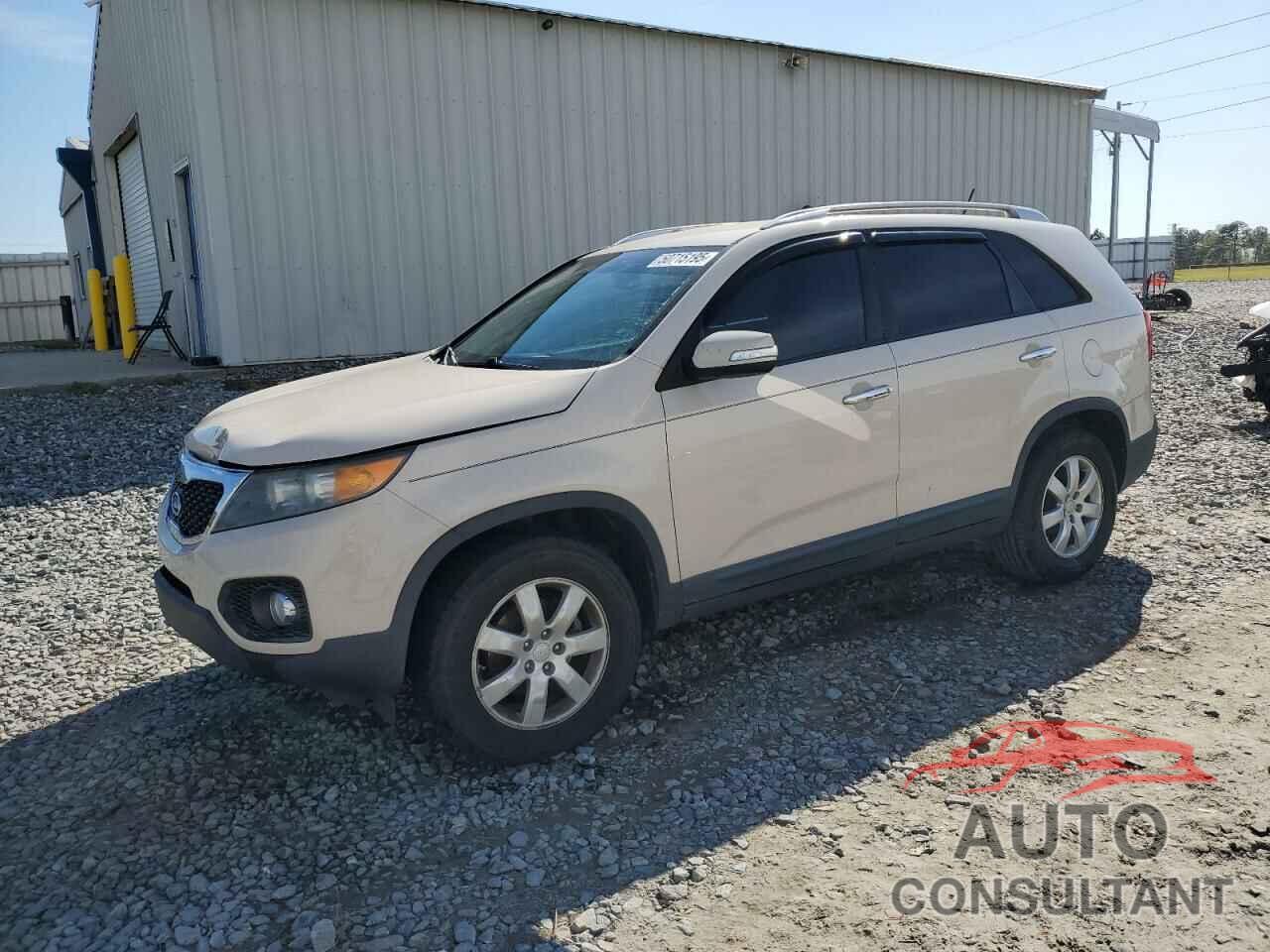 KIA SORENTO 2011 - 5XYKT3A15BG125050