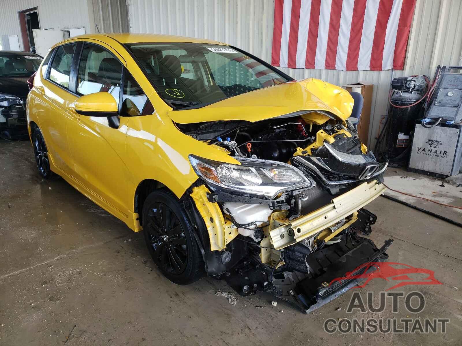 HONDA FIT 2018 - 3HGGK5G63JM732459