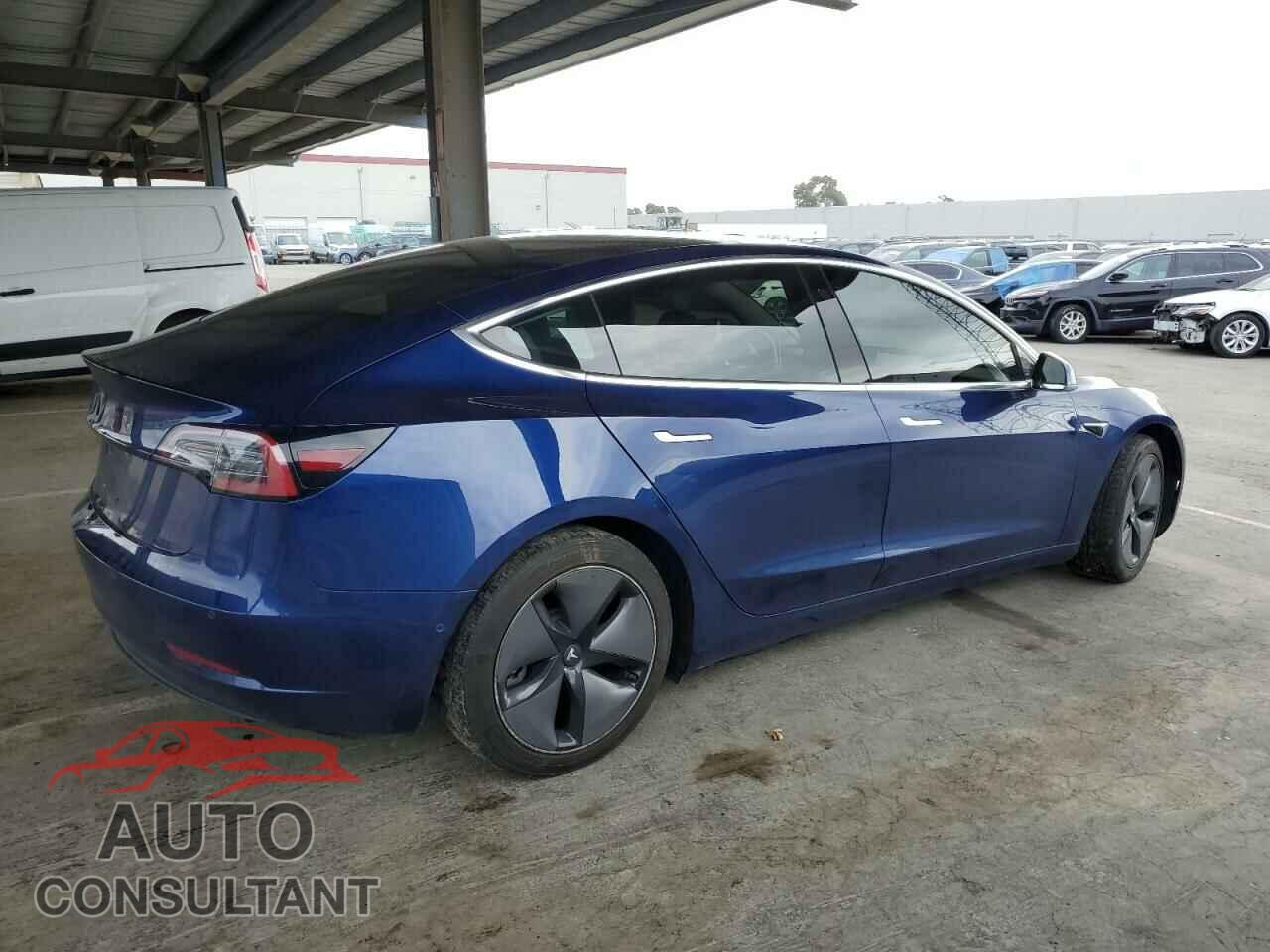 TESLA MODEL 3 2018 - 5YJ3E1EA0JF124858