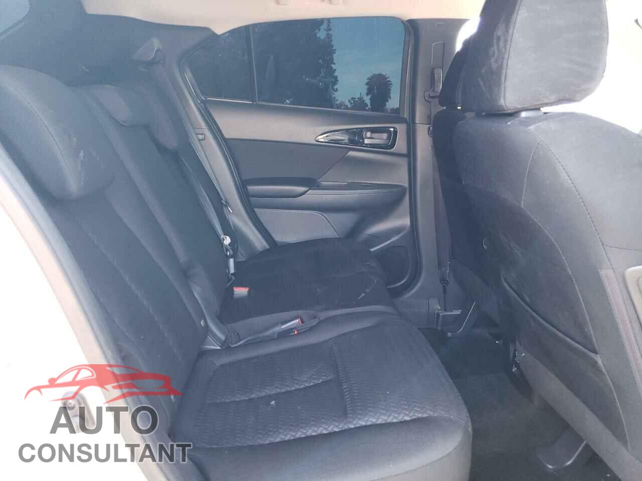 MITSUBISHI ECLIPSE 2018 - JA4AT4AA4JZ047825