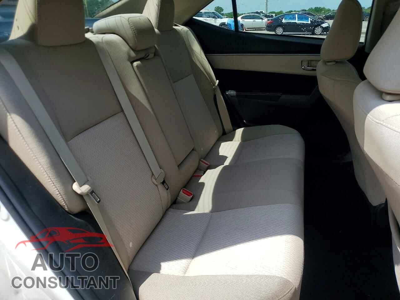 TOYOTA COROLLA 2015 - 5YFBURHE8FP216582