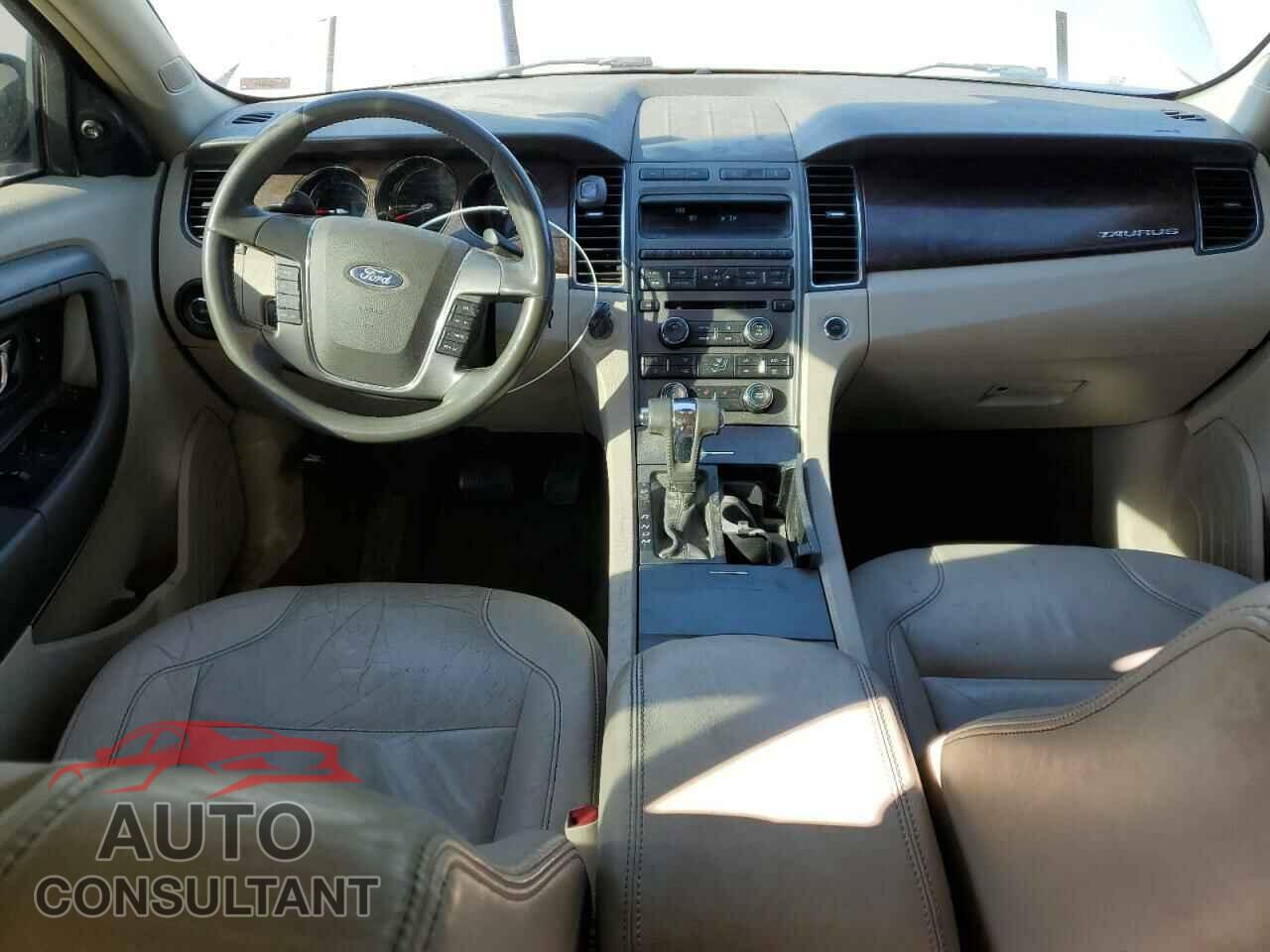FORD TAURUS 2010 - 1FAHP2EW1AG127247