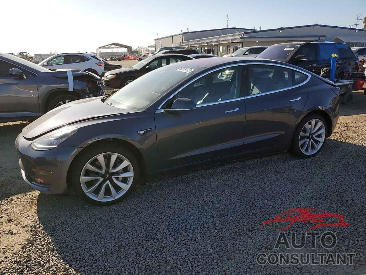 TESLA MODEL 3 2018 - 5YJ3E1EA4JF012077