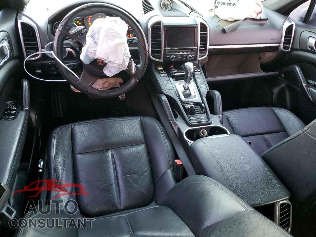 PORSCHE CAYENNE 2013 - WP1AB2A28DLA85229