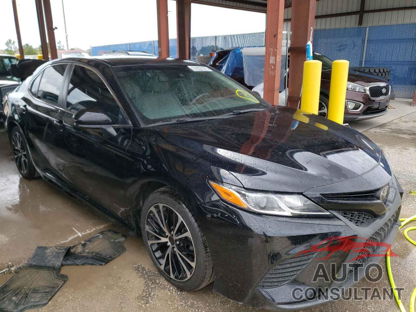 TOYOTA CAMRY 2018 - JTNB11HK8J3035057