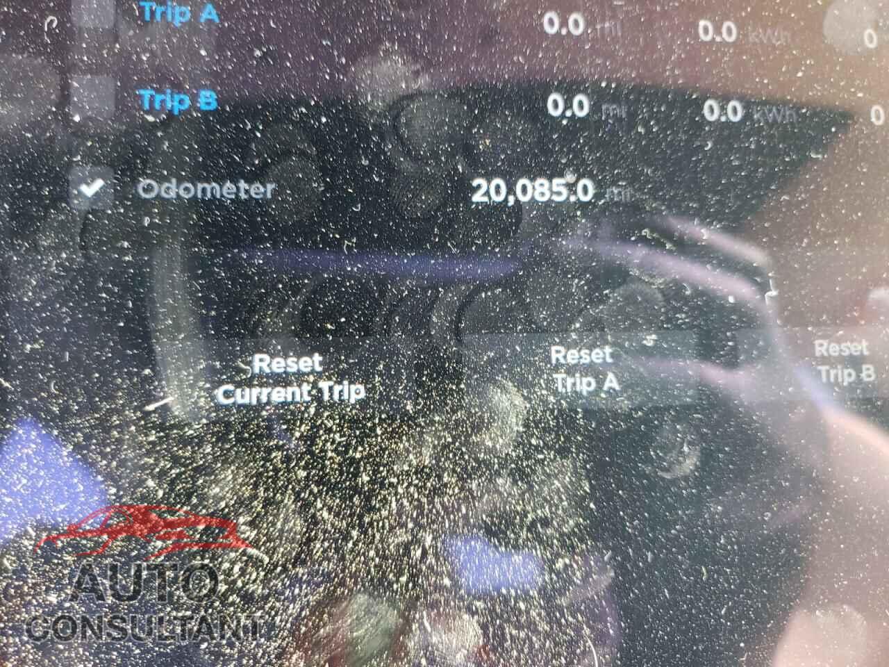 TESLA MODEL S 2017 - 5YJSA1E18HF219203