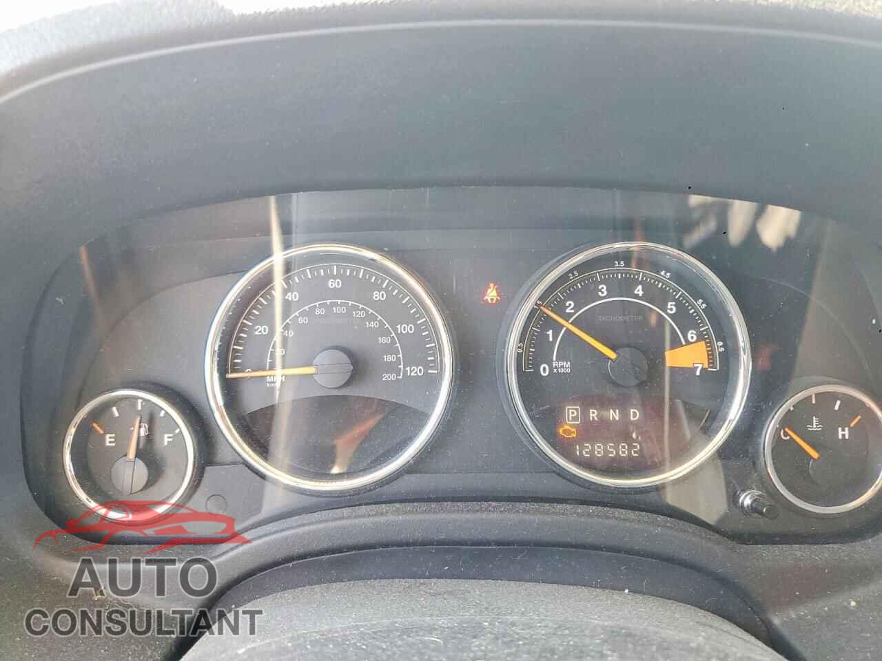 JEEP COMPASS 2015 - 1C4NJCEA8FD110656