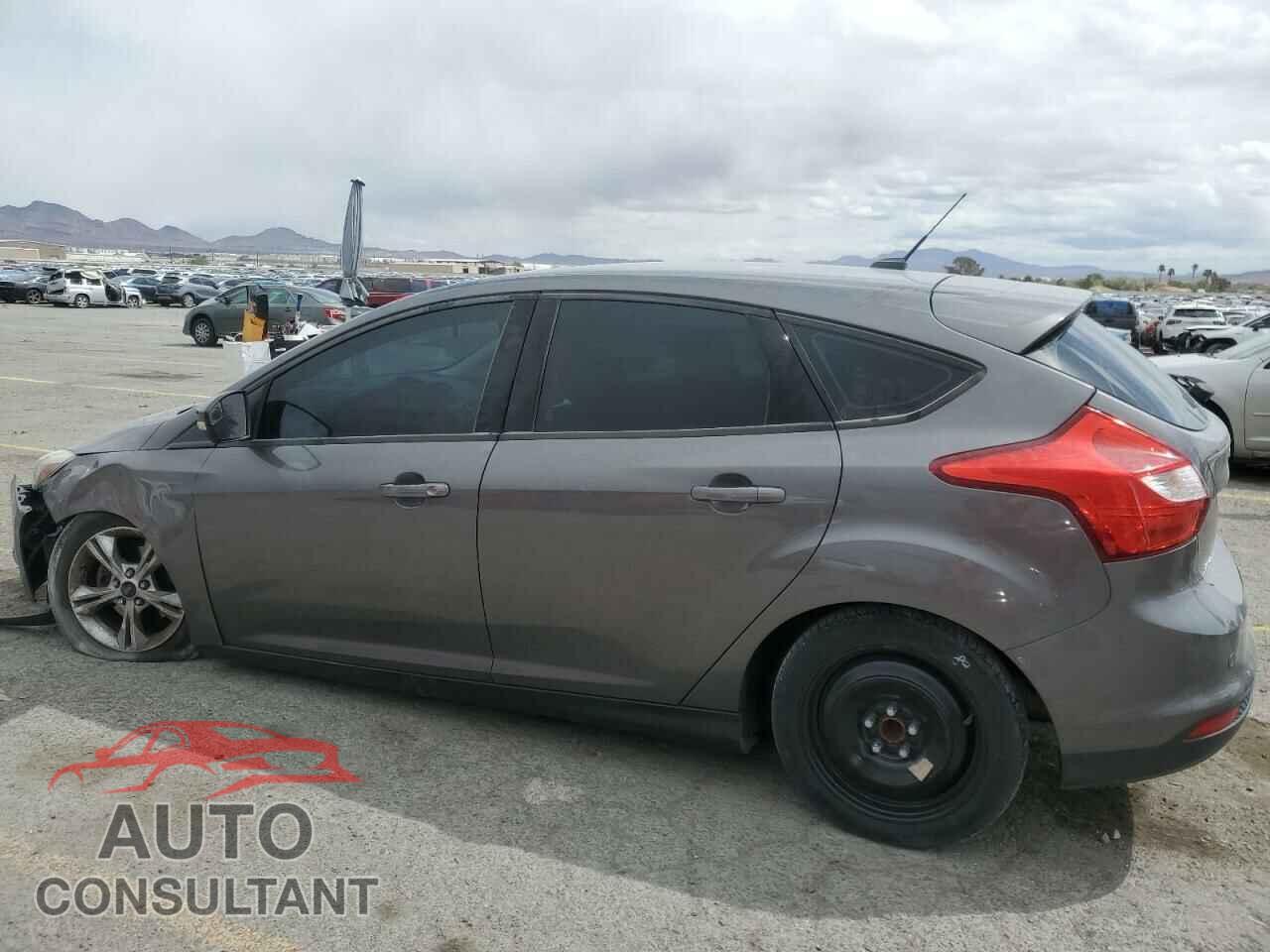 FORD FOCUS 2014 - 1FADP3K22EL201875