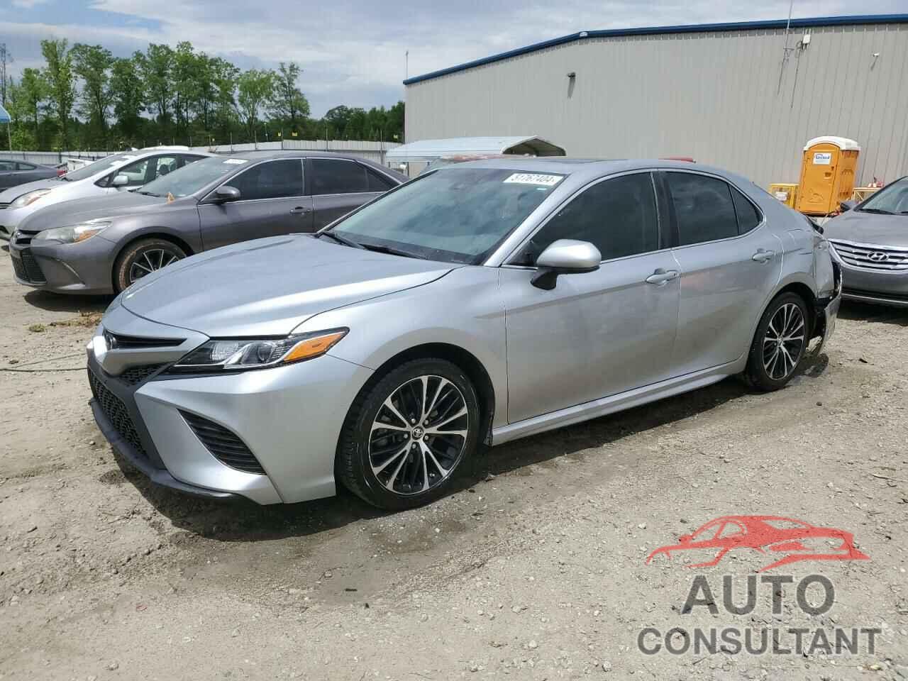 TOYOTA CAMRY 2018 - 4T1B11HK1JU667442