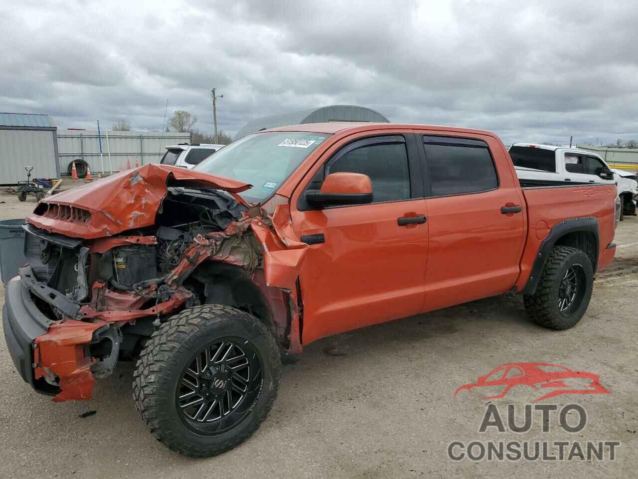 TOYOTA TUNDRA 2015 - 5TFDW5F16FX469817