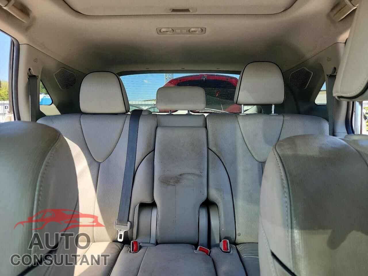 TOYOTA VENZA 2013 - 4T3ZA3BB2DU064949